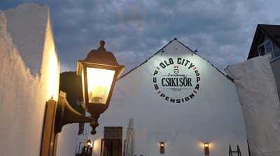 Old City Pub By Csiki Sor