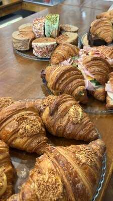 Throwback Coffee & Stories