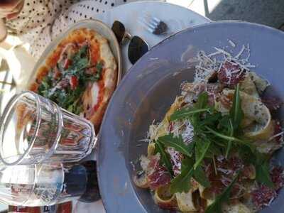 Bistro & Cafe Il Cortile