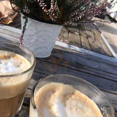 Torna Hällestad Lanthandel