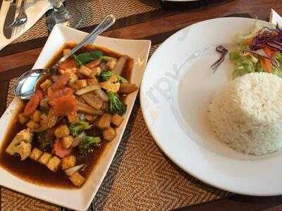 Amazing Thai Restaurang In Lund