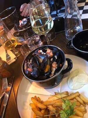 Västra Station Restaurang & Bar