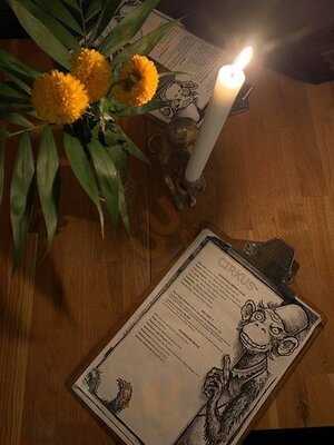 Cirkus At The More Bistro