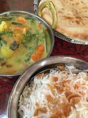 Restaurant Spice And Curry