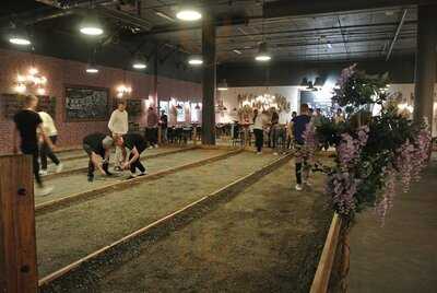 Boule & Tapas - La Taverna