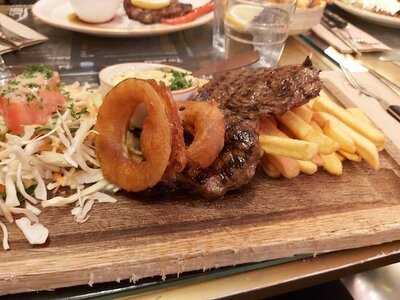 Mando Steakhouse & Bar