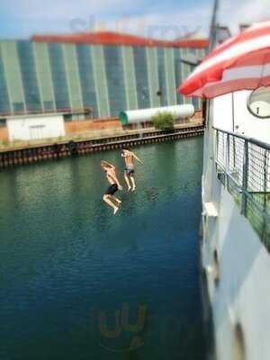 Kapten Hammock Café