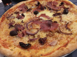 Rhodos Pizzeria & Restaurang