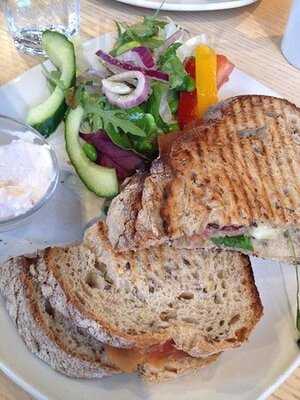 Coffehouse By George