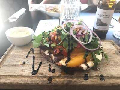 Vardasrum - En Liten Restaurang