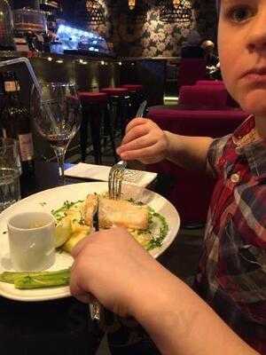 Vardasrum - En Liten Restaurang