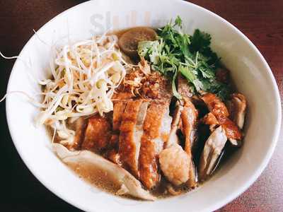 Phou Nam Thai Restaurang&take Away