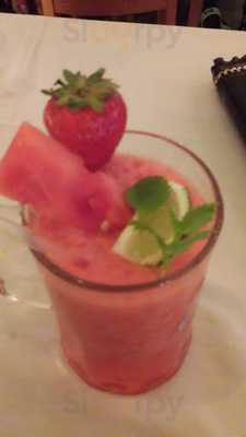 Woody's Pub & Restaurang