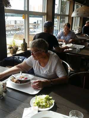 Lakelodge Restaurang