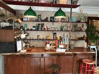 Adils Vintage Och Kaffebar