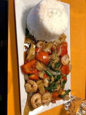 Thai House Wok Sushi