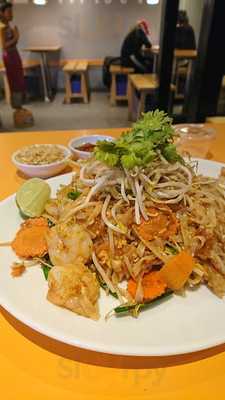 Thai House Wok Sushi