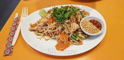 Thai House Wok Sushi