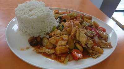 Thai House Wok Sushi