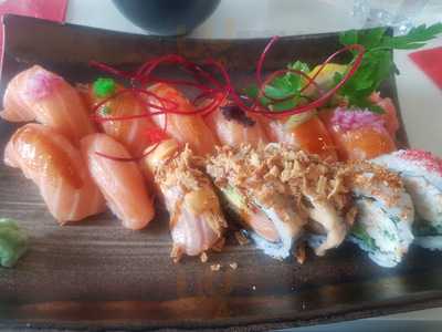 Hatsu Sushi