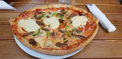 Luthagens Kitchen And Bar And Pizza