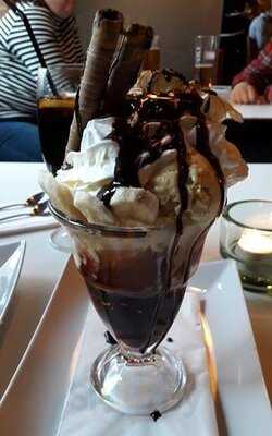 Broderstugan Kök & Bar