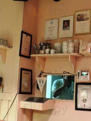 Pizzeria Tva Markiser