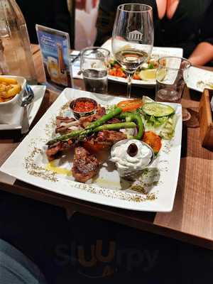 Grekiska Grill & Bar Caroli