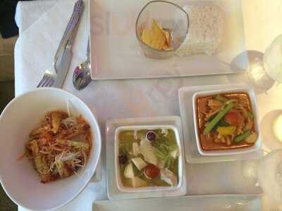 Korrapong Thairestaurang