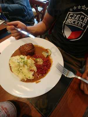 Mast Square Cafe & Bistro