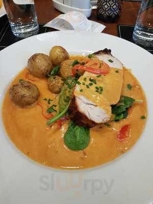 Mast Square Cafe & Bistro