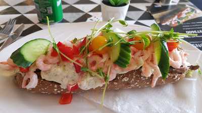 Larssons Bröd & Salladsbar