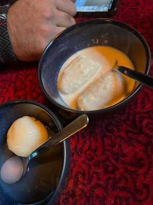 Dhakaiya - Restaurang & Bar