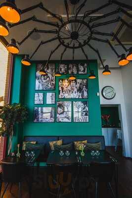 Kontrast Ghee By The Sea