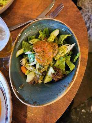 Daily's Cafe & Bistro