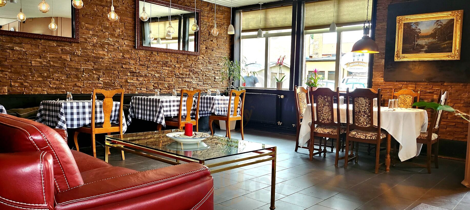 Roadhouse Medelhavs Bistro