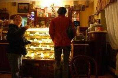 Veronika Confectionery-restaurant
