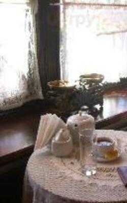 Veronika Confectionery-restaurant