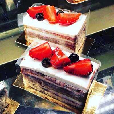 Kseniya. Bakery. Cake Shop.