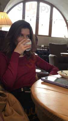 Doubledecker Cake & Coffee