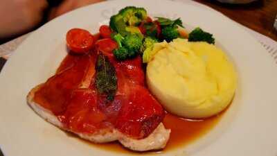 Faina Familia Verchny Val, 10