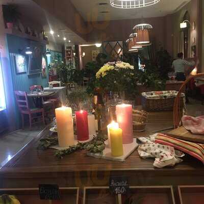 Faina Familia Verchny Val, 10