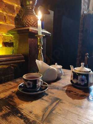 Pid Sinyoyu Plyashkoyu