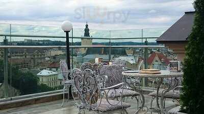 Rooftop Restaurant Partyfon