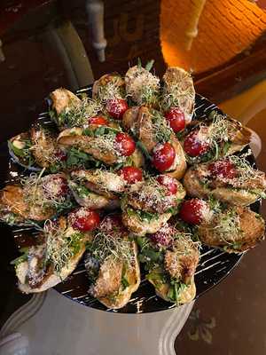 Mystery Opera Lounge Bar