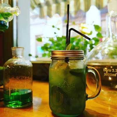 Zelenyi Zmiy - Labaratoriya