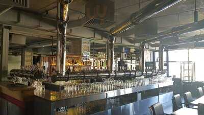 This Is Pivbar Na Kharkovskom