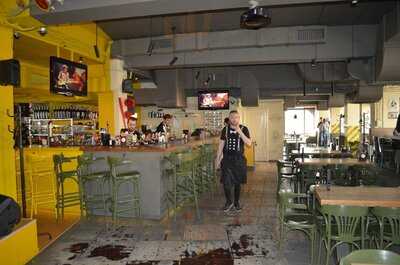 This Is Pivbar Obolon