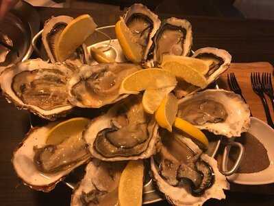 Prosciutteria Wine Food Bar