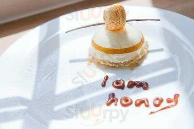 Honey. Cafe Patisserie